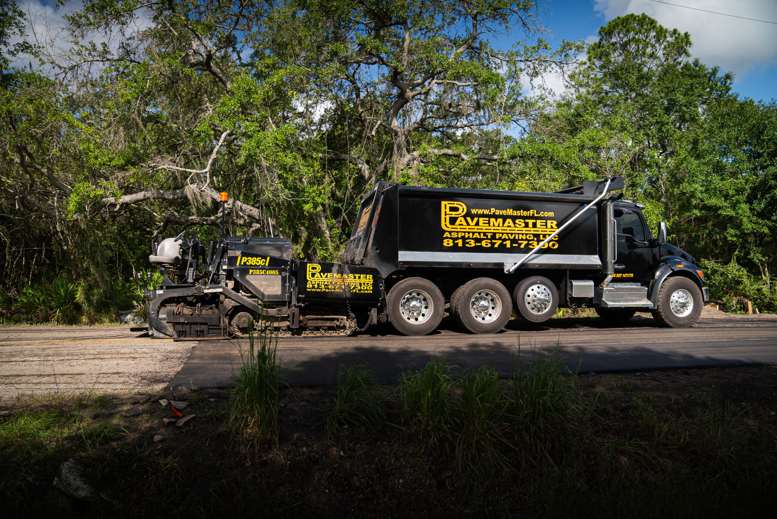 Asphalt paving in Tampa, FL